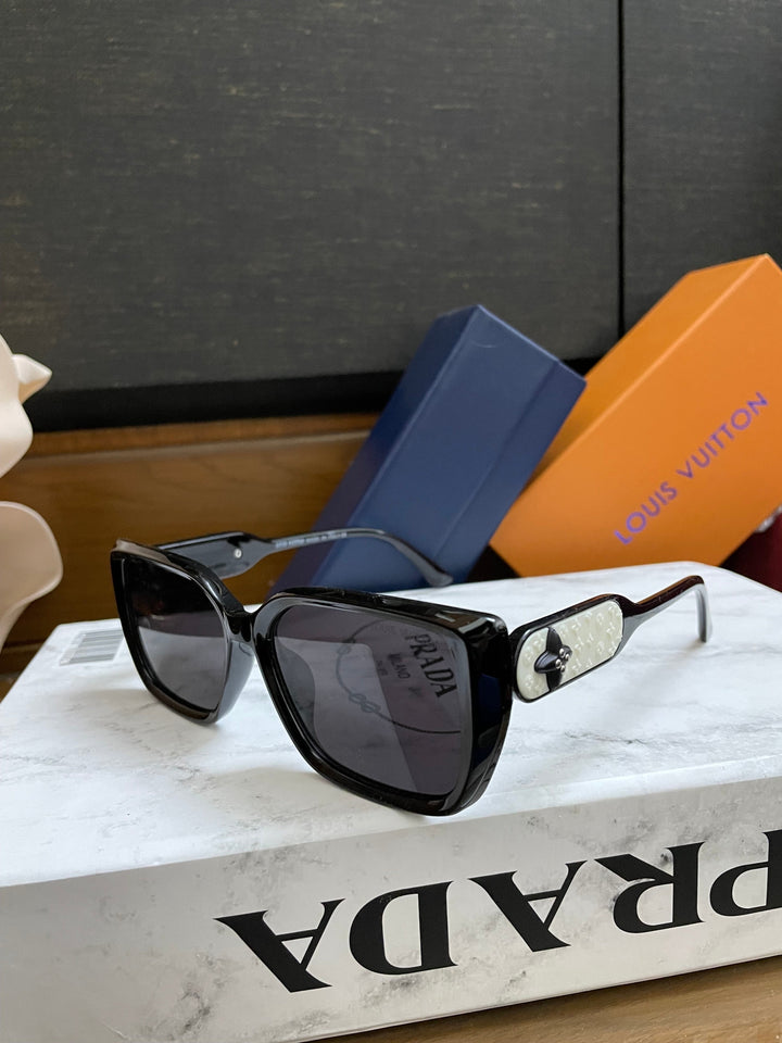 L-v Black limited edition 2025 sunglasses