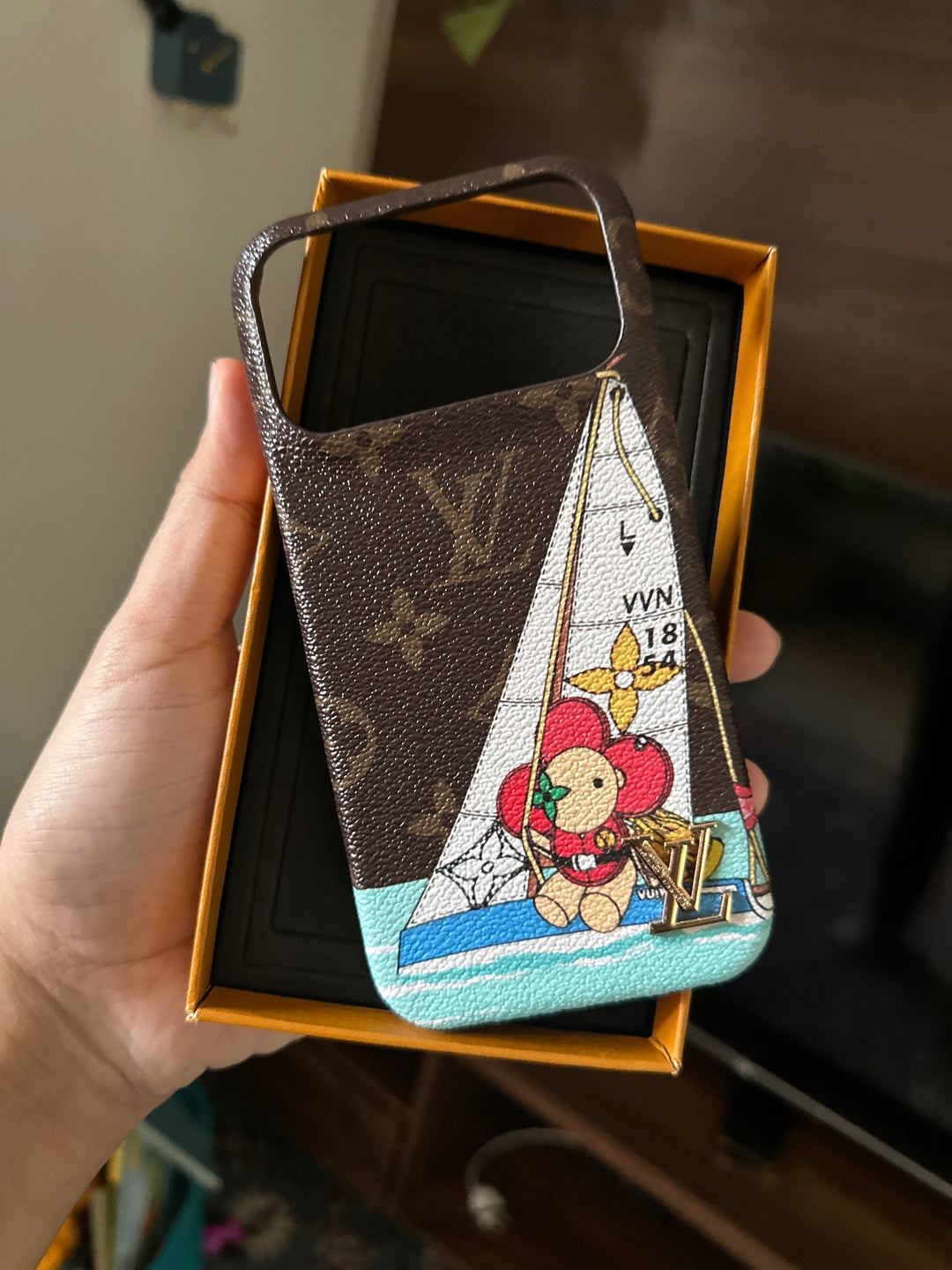 Lv iPhone cover
