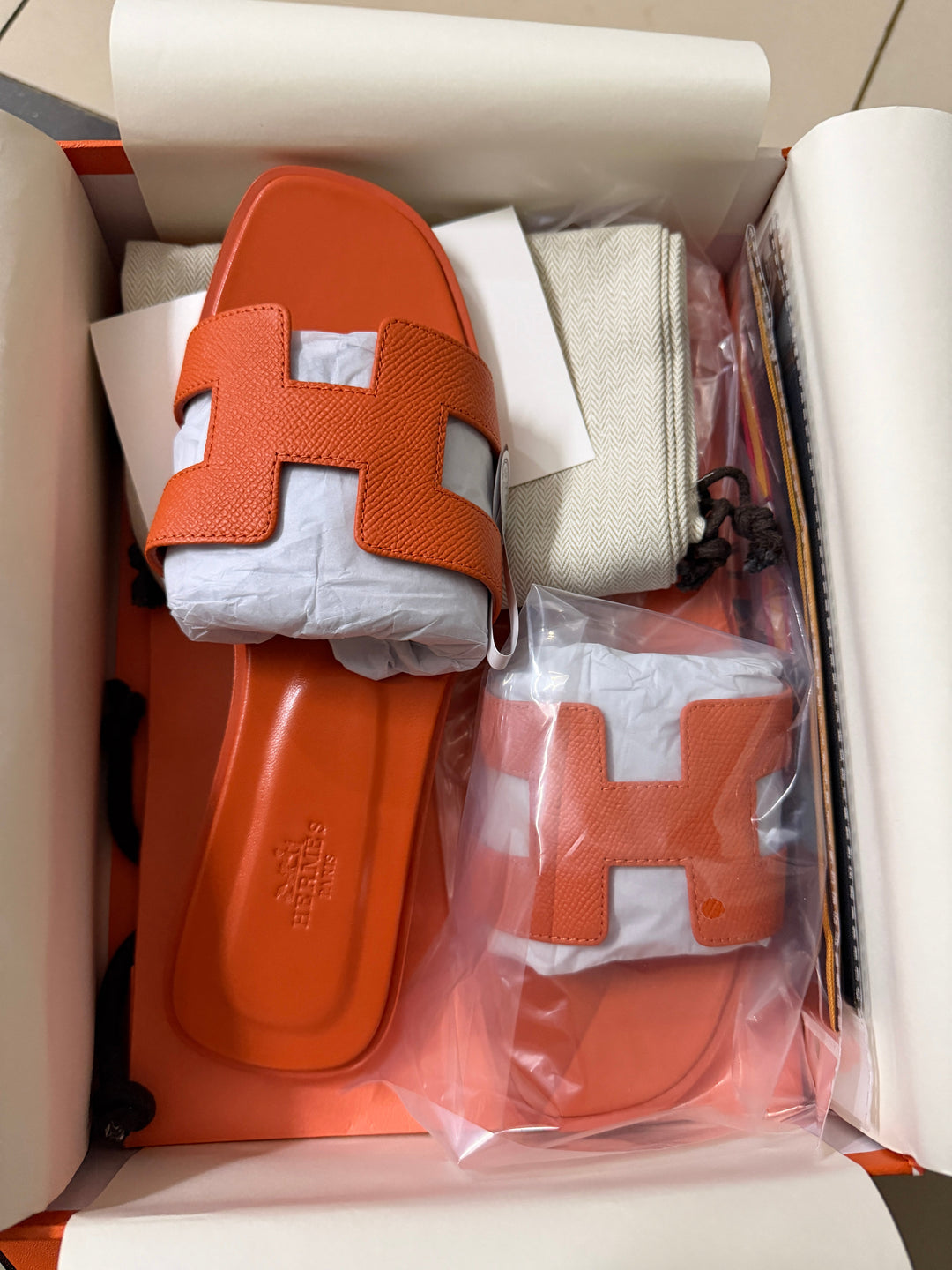 Hrms slipper