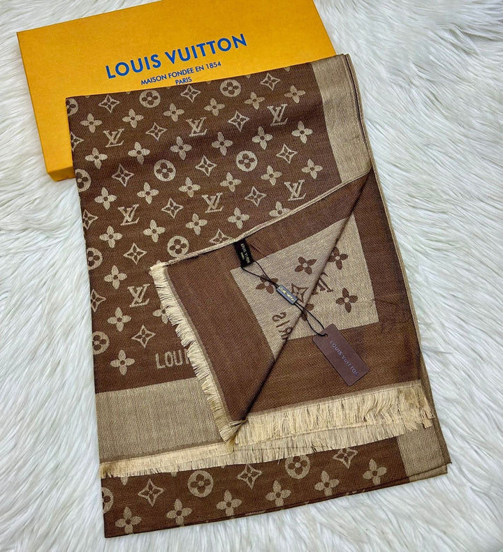 Lv  scarf