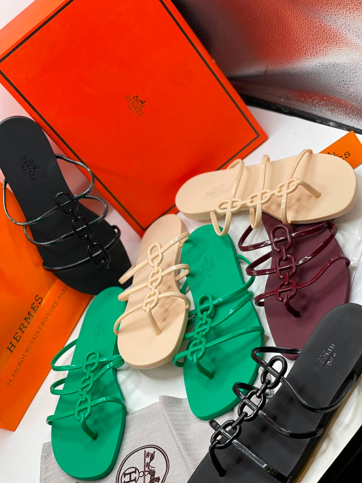 H brand slipper