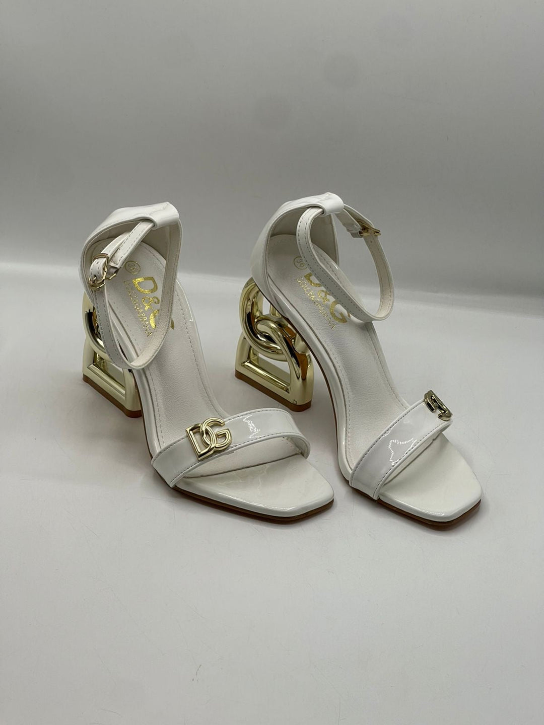 d&g heel