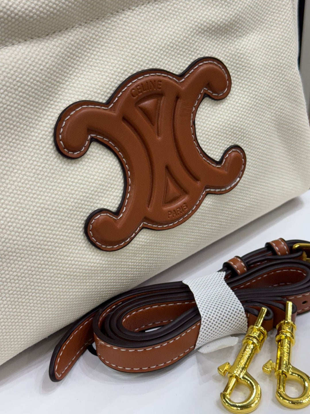 Clin famous brand bag