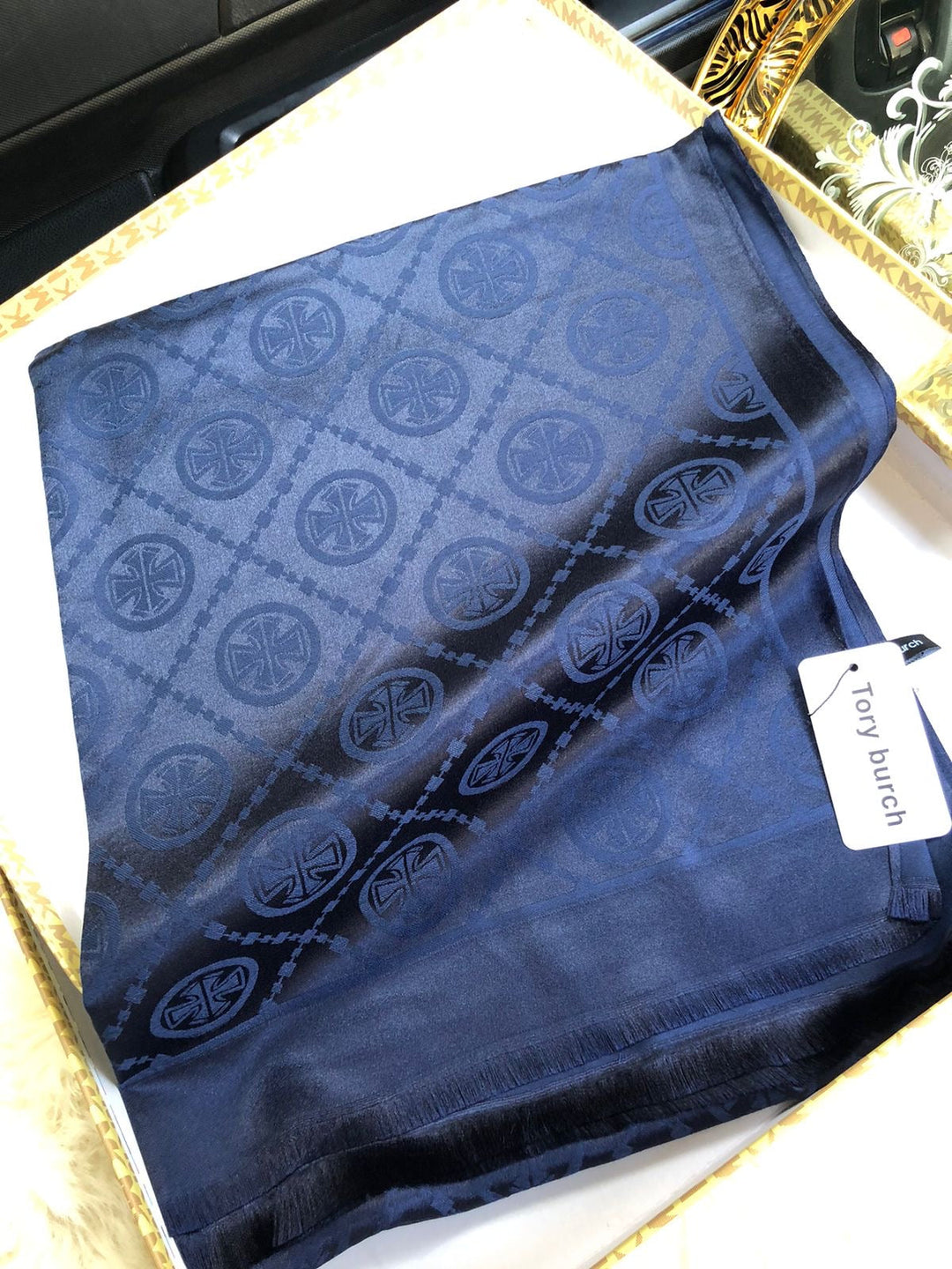 Try brch scarf