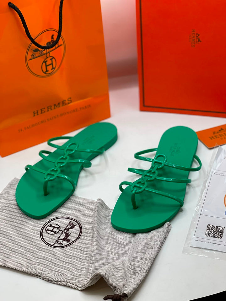H brand slipper
