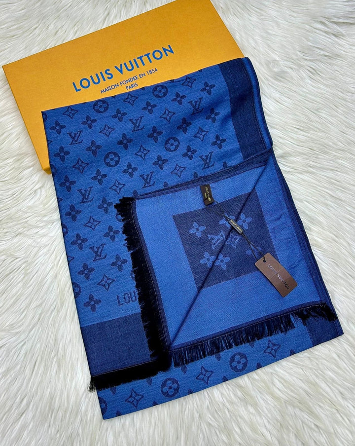 Lv  scarf