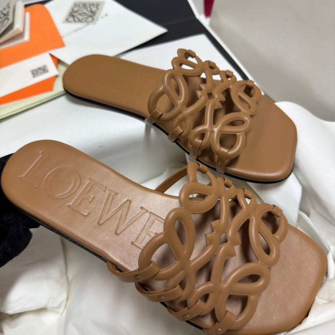 Loewe slipper