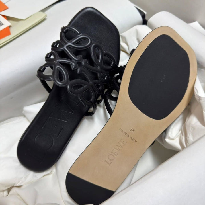 Loewe slipper
