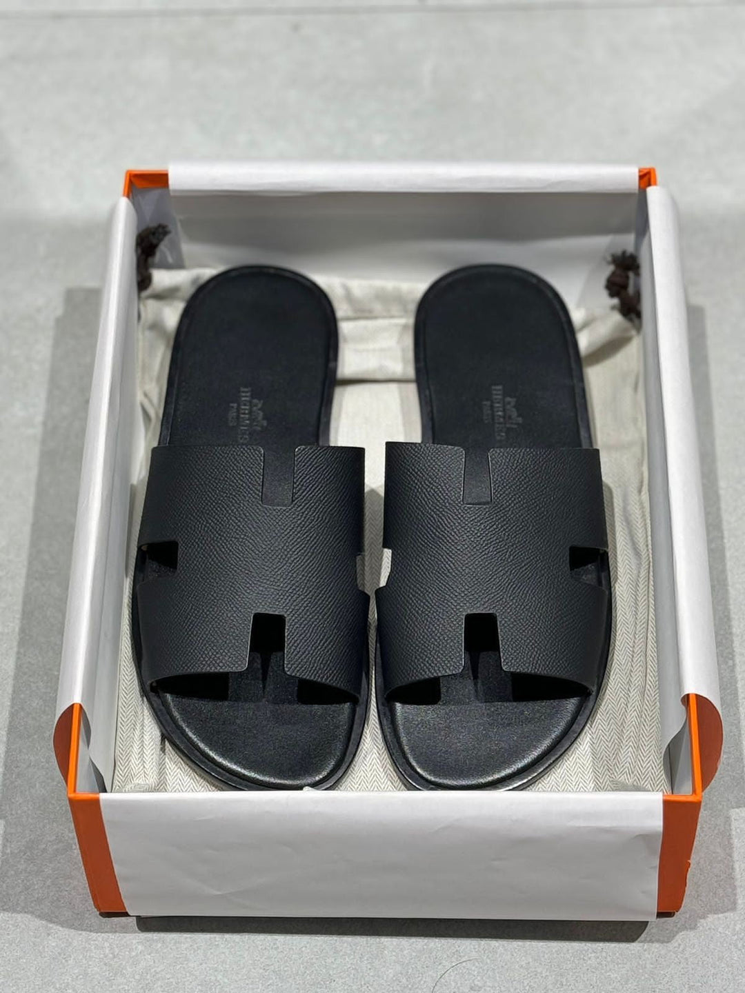 Mens hermes slipper