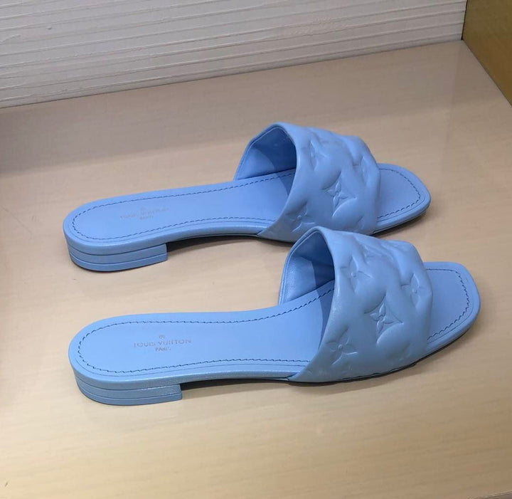 Lv sandals