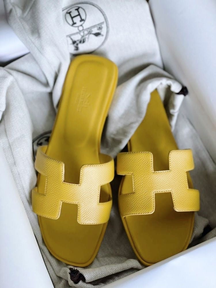 Hermes slipper