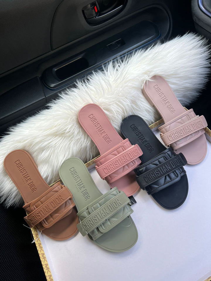 Cd slipper