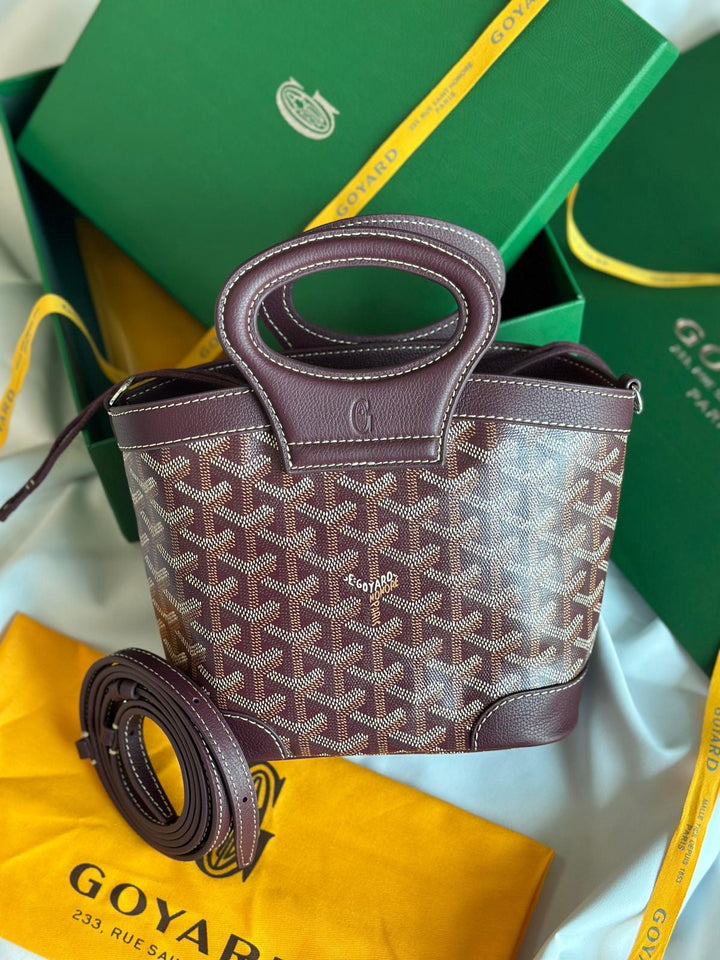 Gyrd handbag