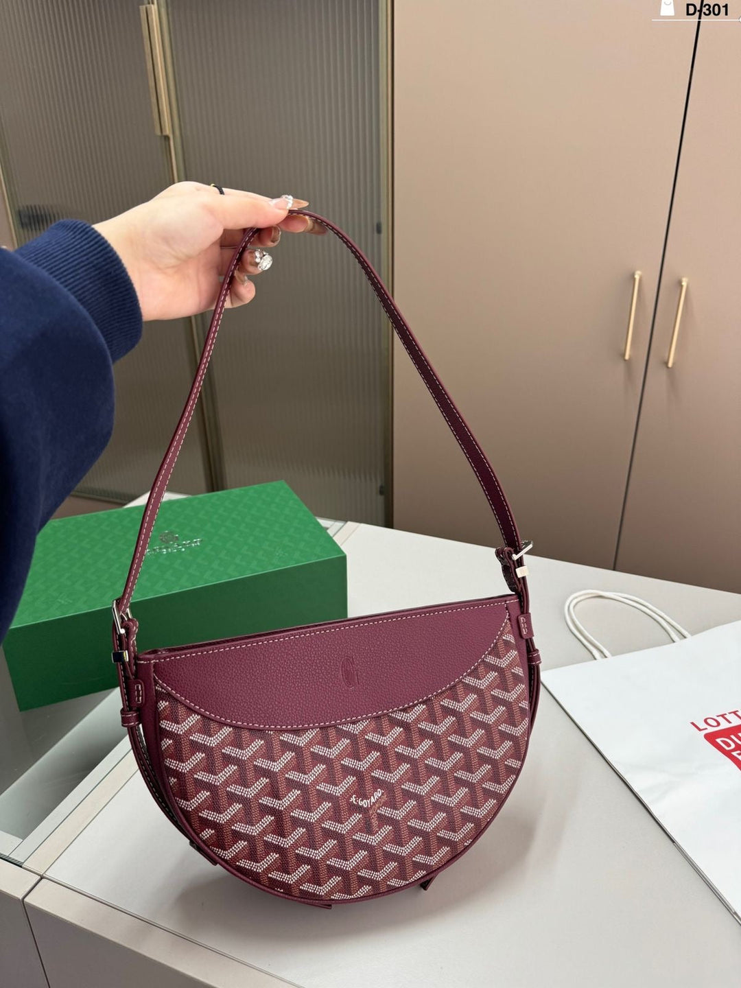 Goyard hirrondle bag